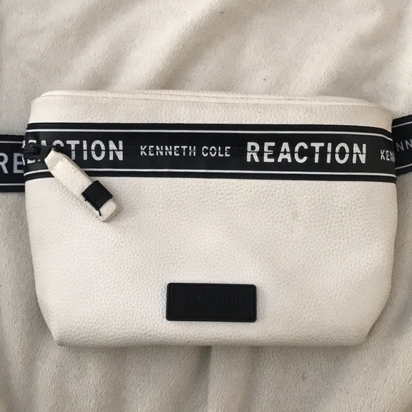 Kennith Cole Reaction Crossbody - Picture 2 of 4